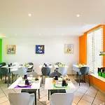 Hotel Ibis Styles Gare De L'est Tgv 3*