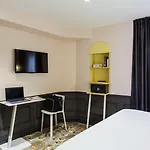Ibis Styles Gare De L'est Tgv Paris