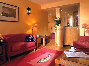 Hotel Ibis Styles Gare De L'est Tgv 3*